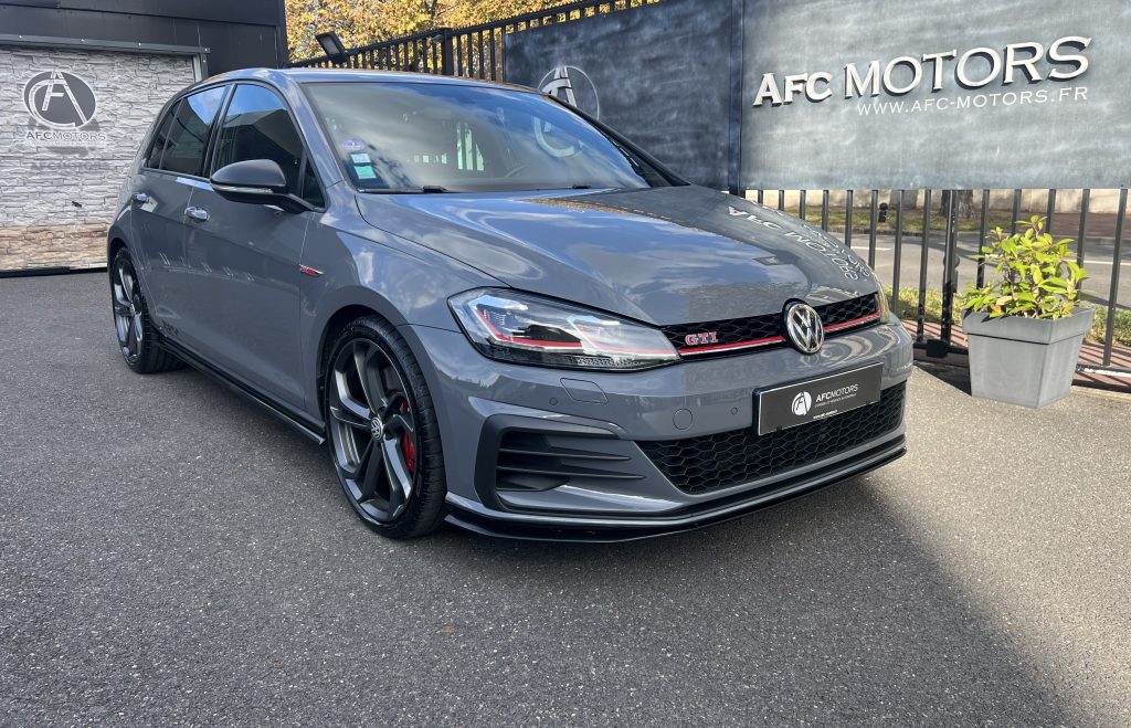 VW Golf VII GTI TCR
