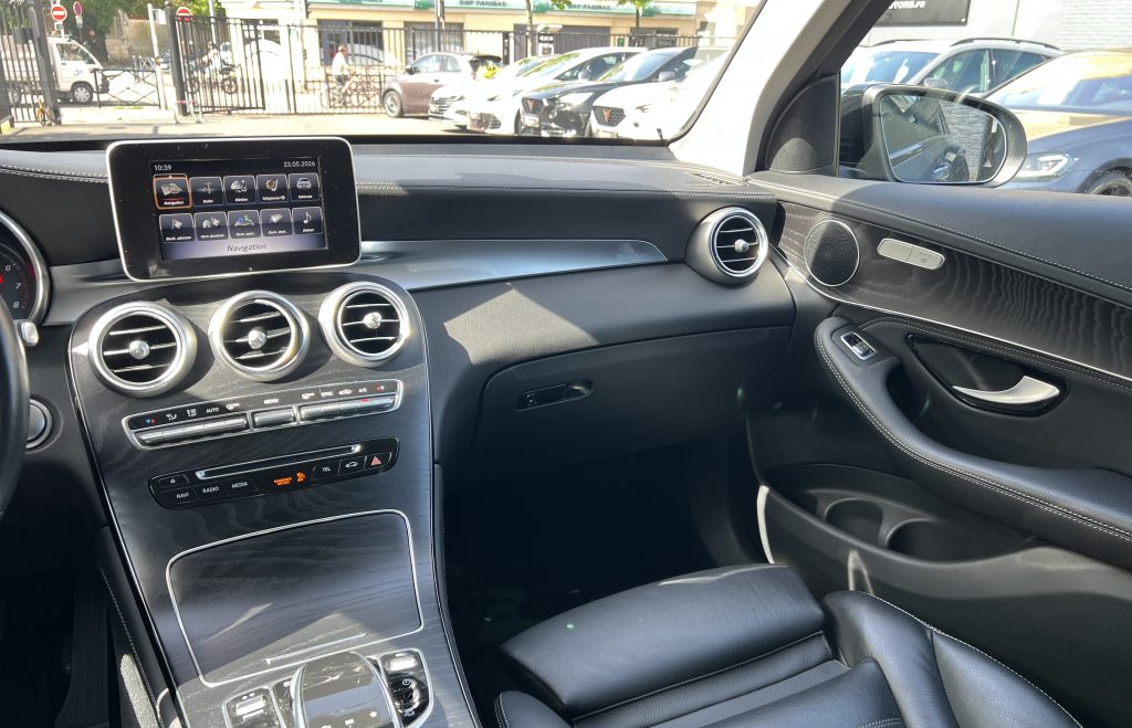 Mercedes GLC